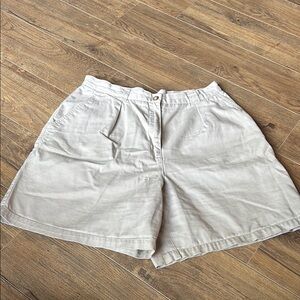 Jones New York Tan Bermuda Shorts Relaxed Fit